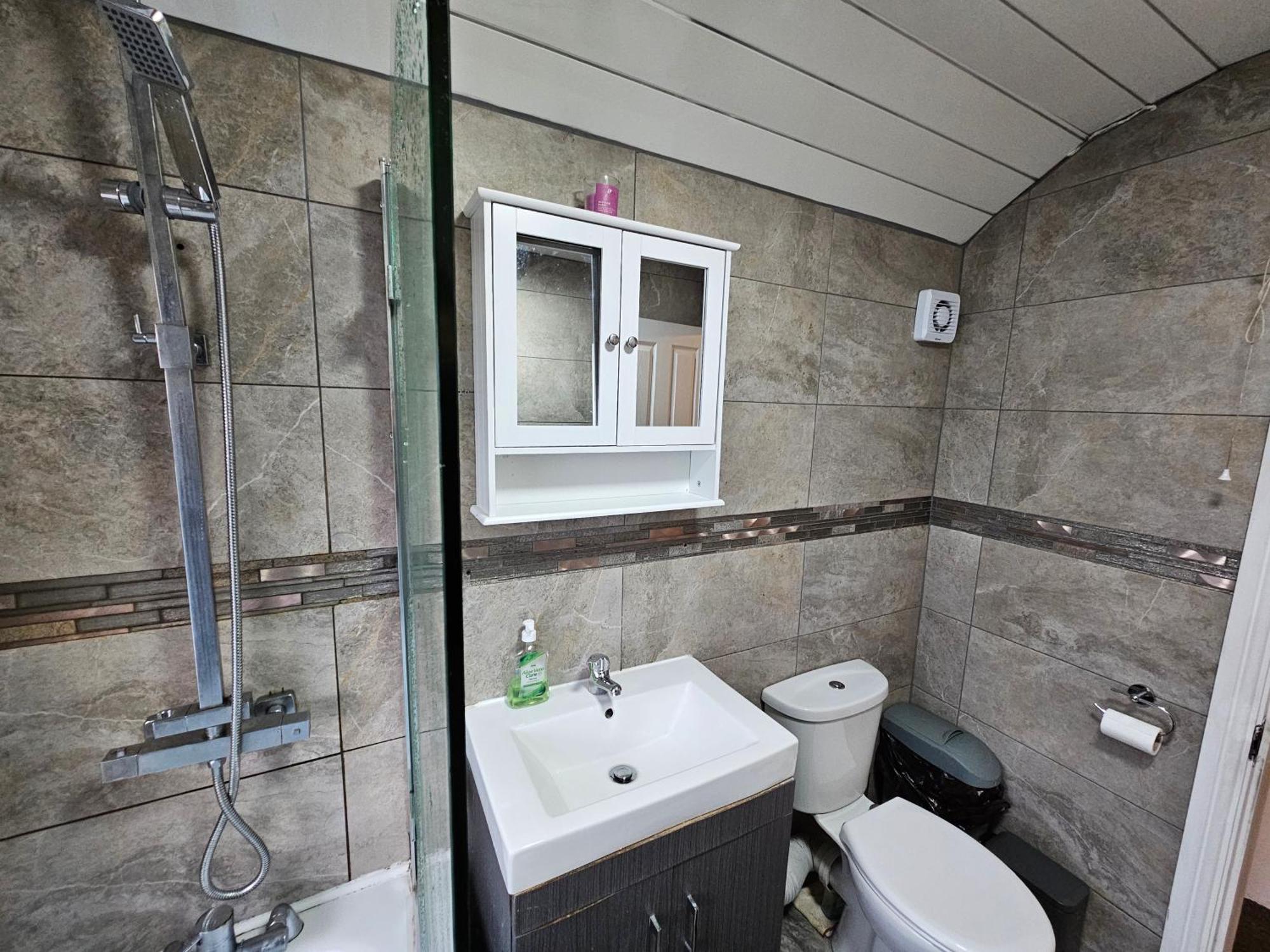 Monyhull Homestay - Near City Centre Kingsheath Nia Nec Bhx Birmingham Zewnętrze zdjęcie