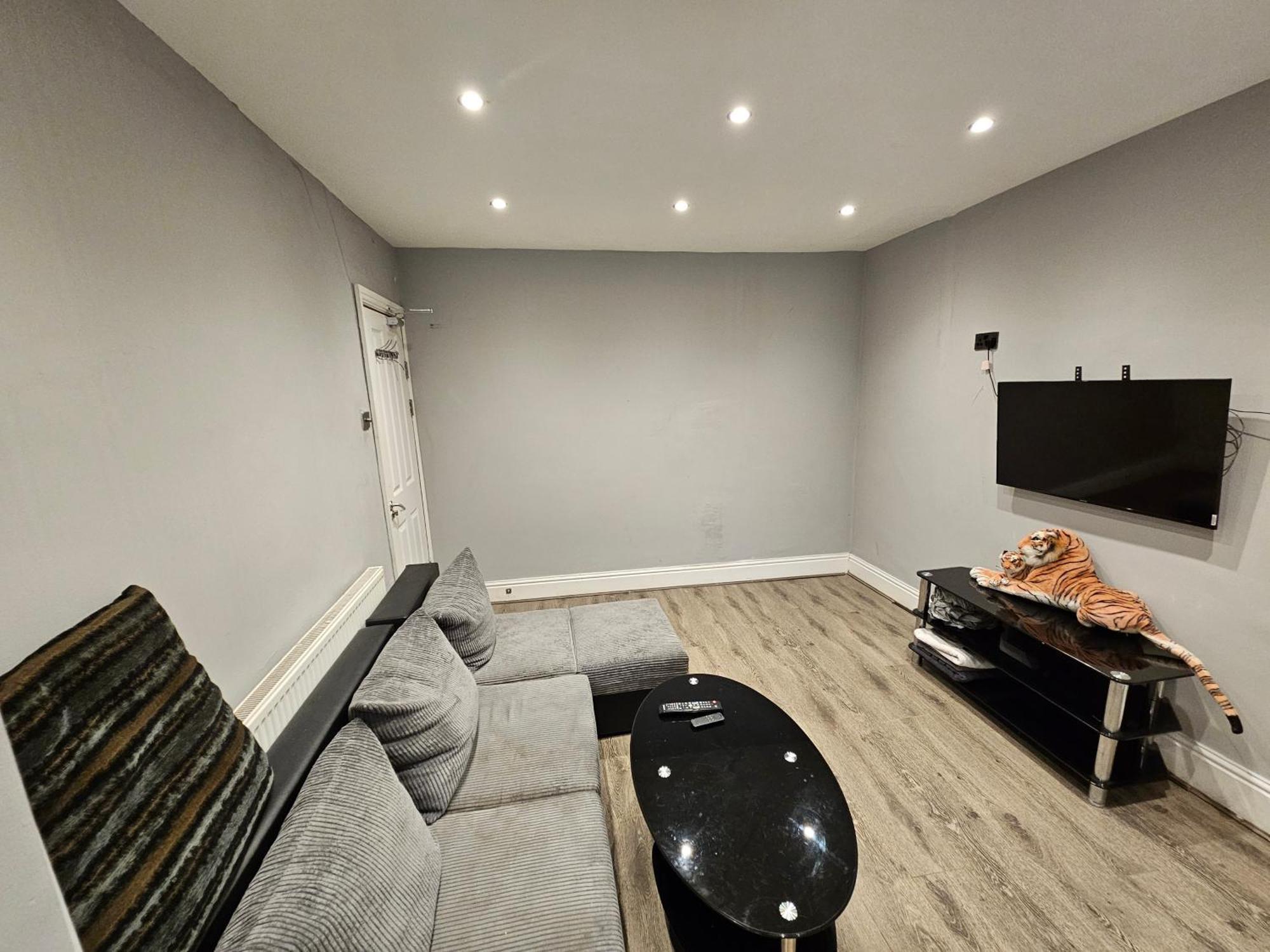 Monyhull Homestay - Near City Centre Kingsheath Nia Nec Bhx Birmingham Zewnętrze zdjęcie