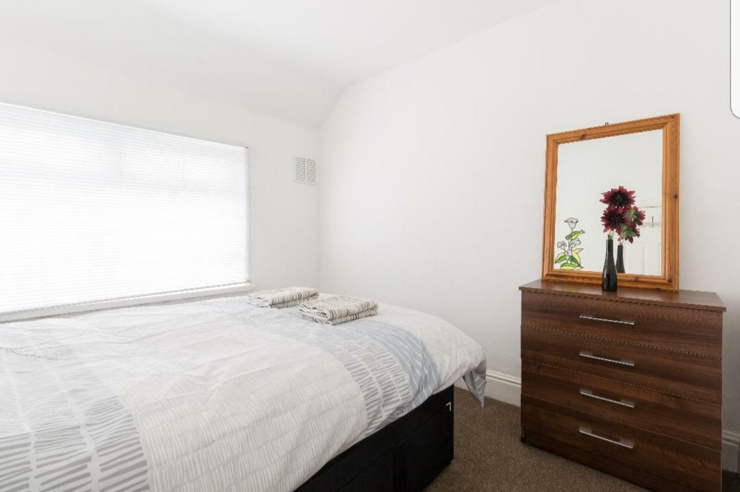 Monyhull Homestay - Near City Centre Kingsheath Nia Nec Bhx Birmingham Zewnętrze zdjęcie